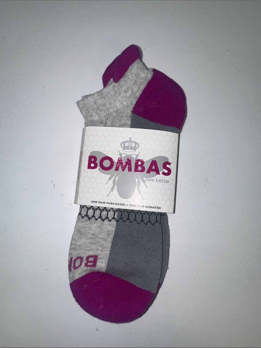 Bombas Women’s low-cut Socks — Gray & Magenta